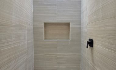 CASA EN VENTA 2 PLANTAS, 2 RECÁMARAS, 2.5 BAÑOS, COCHERA PARA 2 AUTOS