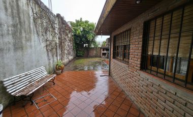 Casa en  venta en Longchamps