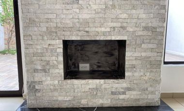 Casa en Venta o Renta con ampliación,  4 recamaras en Vista Bosques