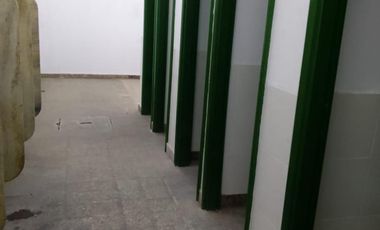 Parque Industrial - Galpón -  1370 m2 cubiertos - Alquiler - Quilmes