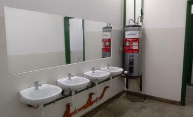 Parque Industrial - Galpón -  1370 m2 cubiertos - Alquiler - Quilmes