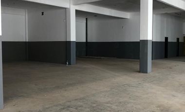 Parque Industrial - Galpón -  1370 m2 cubiertos - Alquiler - Quilmes