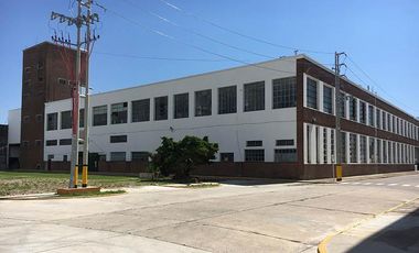 Parque Industrial - Galpón -  1370 m2 cubiertos - Alquiler - Quilmes