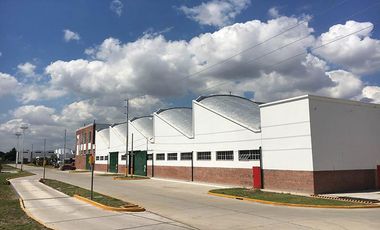 Parque Industrial - Galpón -  1370 m2 cubiertos - Alquiler - Quilmes