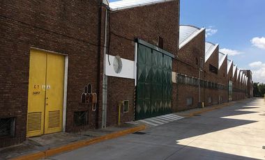 Parque Industrial - Galpón -  1370 m2 cubiertos - Alquiler - Quilmes