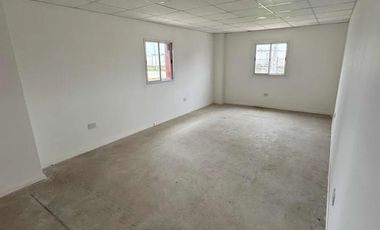 Alquiler de galpón  de 600m2 en Cordoba Capital Polo 52