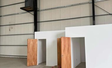Alquiler de galpón  de 600m2 en Cordoba Capital Polo 52