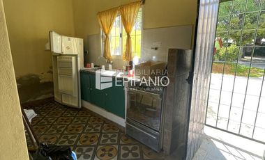 Venta - Propiedad Comercial en el Centro  - L012