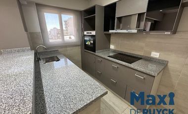 3 ambientes con cochera Wilde Centro, a estrenar