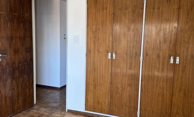 Departamento de categoria, 4 ambientes con cochera en Lomas de Zamora Oeste