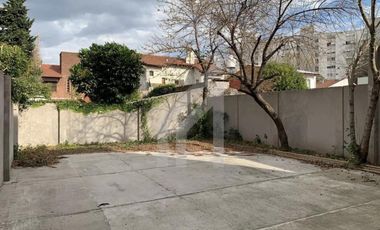 Edificio en venta - Martinez - Lote propio. 390 m2 - Frente a Unicenter.