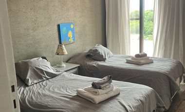 Casa en Alquiler Temporal, 3 Dormitorios,Q2