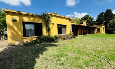 Increible casa Country “Los Alamos” Ibarlucea