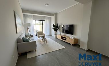 Departamento 2 ambientes con cochera y patio