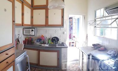 Chalet en Venta en Quilmes Centro