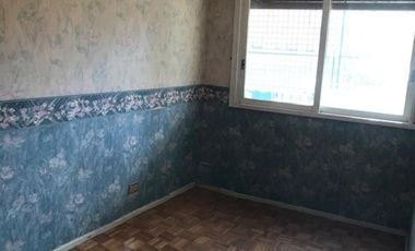 DEPARTAMENTO SEMIPISO 4 AMBIENTES CON DEPENDENCIA MAS COCHERA FIJA EN LA BOCA VENTA