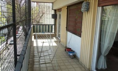 DEPARTAMENTO SEMIPISO 4 AMBIENTES CON DEPENDENCIA MAS COCHERA FIJA EN LA BOCA VENTA