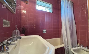 Casa 3 Amb. con Jardín y Garaje