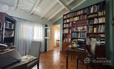 Casa 3 Amb. con Jardín y Garaje