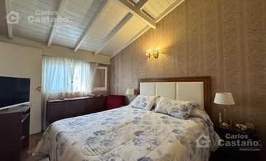 Casa 3 Amb. con Jardín y Garaje