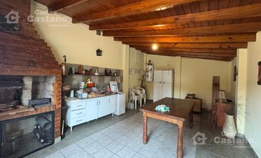 Exc. PH en Planta Alta con Playroom, Quincho y Terraza