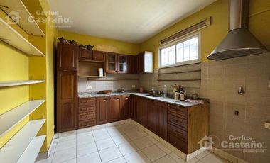 Exc. PH en Planta Alta con Playroom, Quincho y Terraza