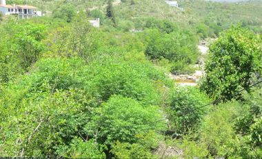 Terreno a metros del Río en Icho Cruz