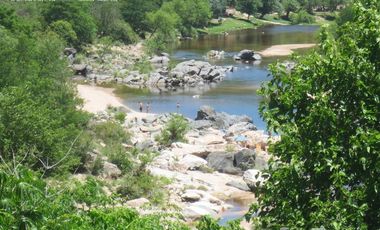 Terreno a metros del Río en Icho Cruz