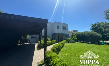 Casa en  San Benito Villanueva