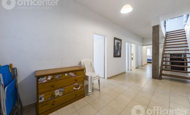 Casa en Venta en la Granja 300 M2 con Pileta