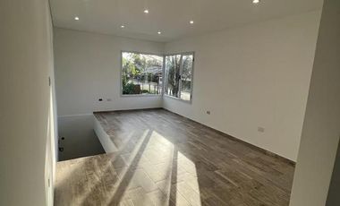 Casa - Ministro Rivadavia