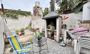 Duplex en venta actualizado en Escobar con PATIO, PARRILLA Y COCHERA