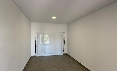 Casa en PH en venta en Barrio Lomas del Bosque.