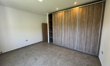 Casa en PH en venta en Barrio Lomas del Bosque.