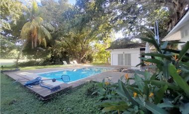 CASA EN VENTA PARA REMODELAR CLUB PUERTO PEÑALISA RICAURTE C/MARCA