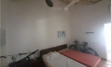 CASA EN VENTA PARA REMODELAR CLUB PUERTO PEÑALISA RICAURTE C/MARCA