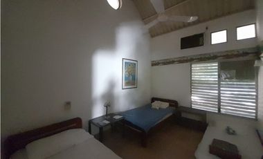 CASA EN VENTA PARA REMODELAR CLUB PUERTO PEÑALISA RICAURTE C/MARCA