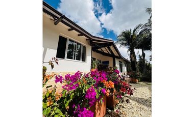 Casa finca campestre independiente en venta en la ceja sector el tambo