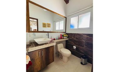 Casa finca campestre independiente en venta en la ceja sector el tambo