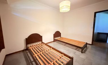 ALQUILER CASA 3 AMBIENTES CON GARAGE