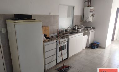 Departamento en alquiler 1 dorm c/ cochera en Villa Dolores