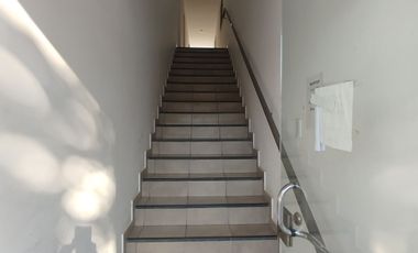 Departamento en alquiler 1 dorm c/ cochera en Villa Dolores