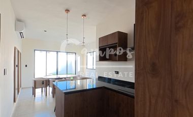 Casa de dos pisos y 3 recamaras en privada residencial en Tixcacal, Merida  Entrega inmediata