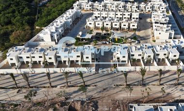 Casa de dos pisos y 2 recamaras en privada residencial en Tixcacal, Merida  Entrega inmediata