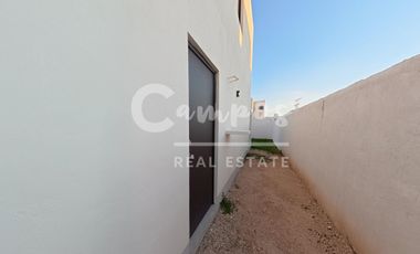 Casa de dos pisos y 2 recamaras en privada residencial en Tixcacal, Merida  Entrega inmediata