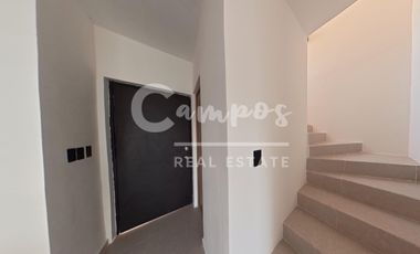 Casa de dos pisos y 2 recamaras en privada residencial en Tixcacal, Merida  Entrega inmediata