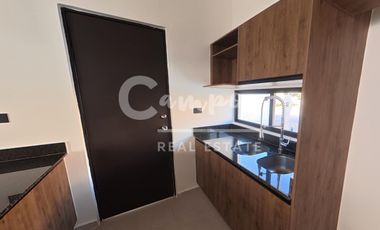 Casa de dos pisos y 2 recamaras en privada residencial en Tixcacal, Merida  Entrega inmediata