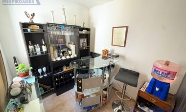 Triplex en San Miguel en barrio con portón con cochera ACEPTA VEHICULO en forma de pago