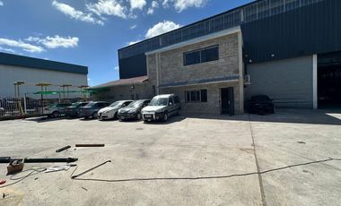 Excelente Nave Industrial de 1.500 m2 cubiertos sobre colectora Acceso Oeste en La Reja