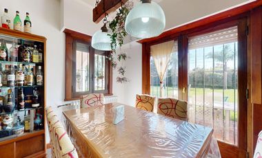 Casa  en venta en Villa Elisa